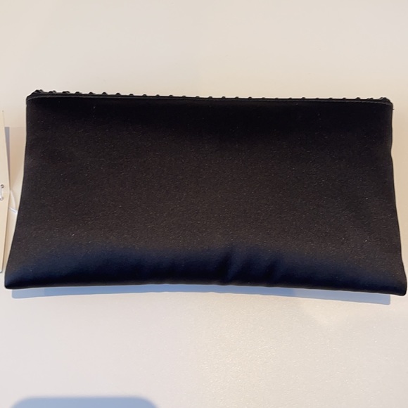 Black satin evening bag - Picture 2 of 5